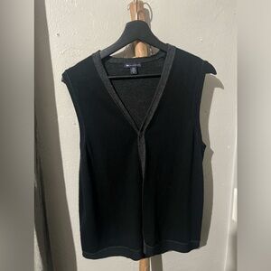 Gap unisex cardigan vest button-down.